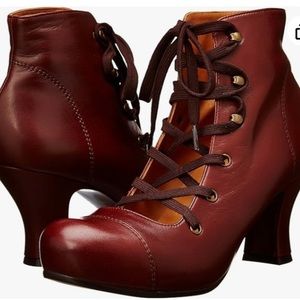 Chie Mihara Women's Jico Boot, Plonge Castano